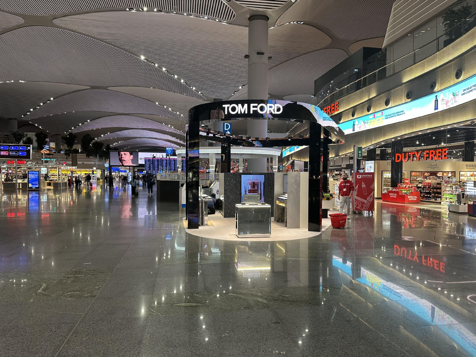 İSTANBUL HAVALİMANI - 2025 - TOM FORD  JO MALONE