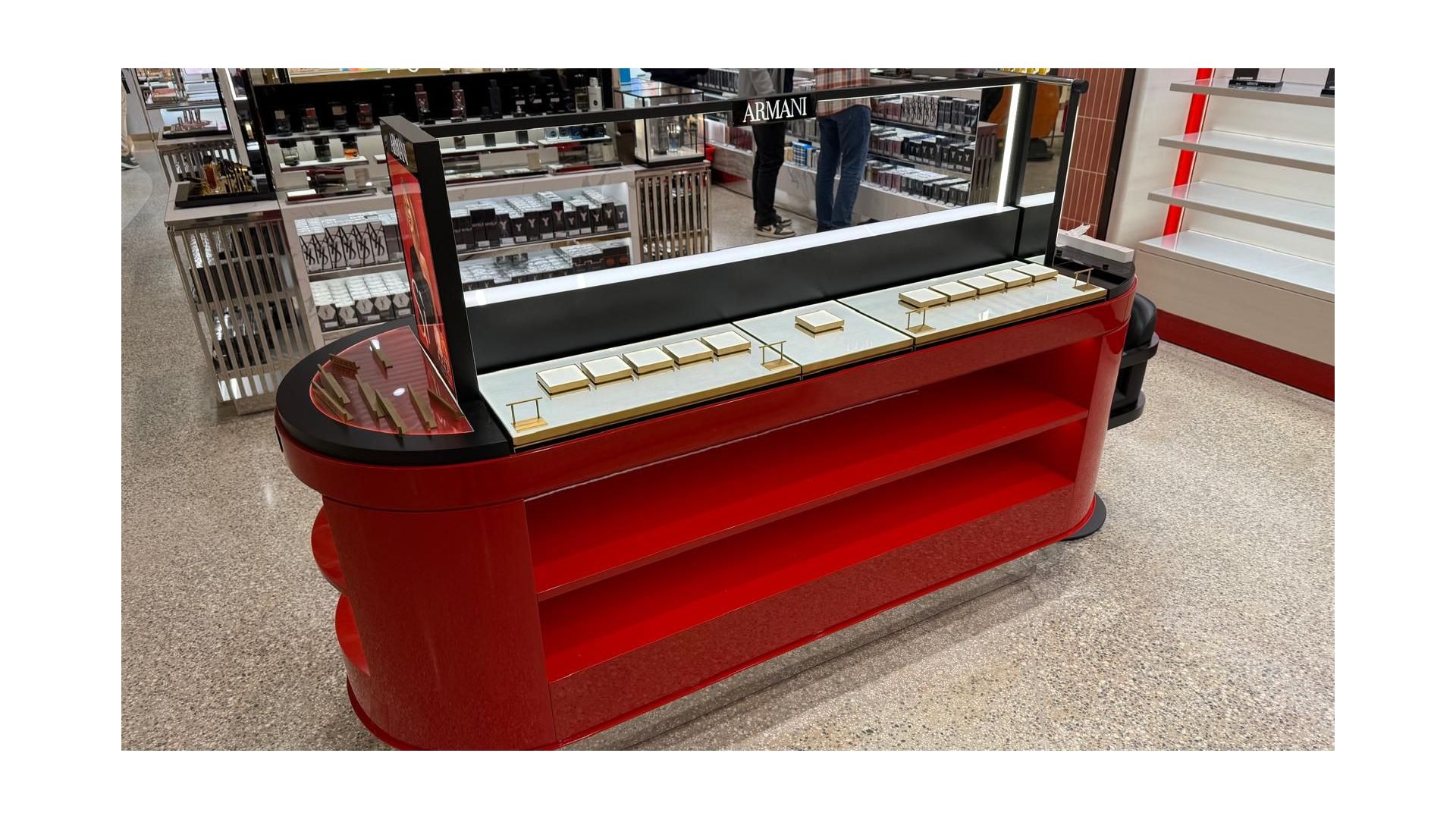 ANTALYA HAVALİMANI - 2025 - ARMANI